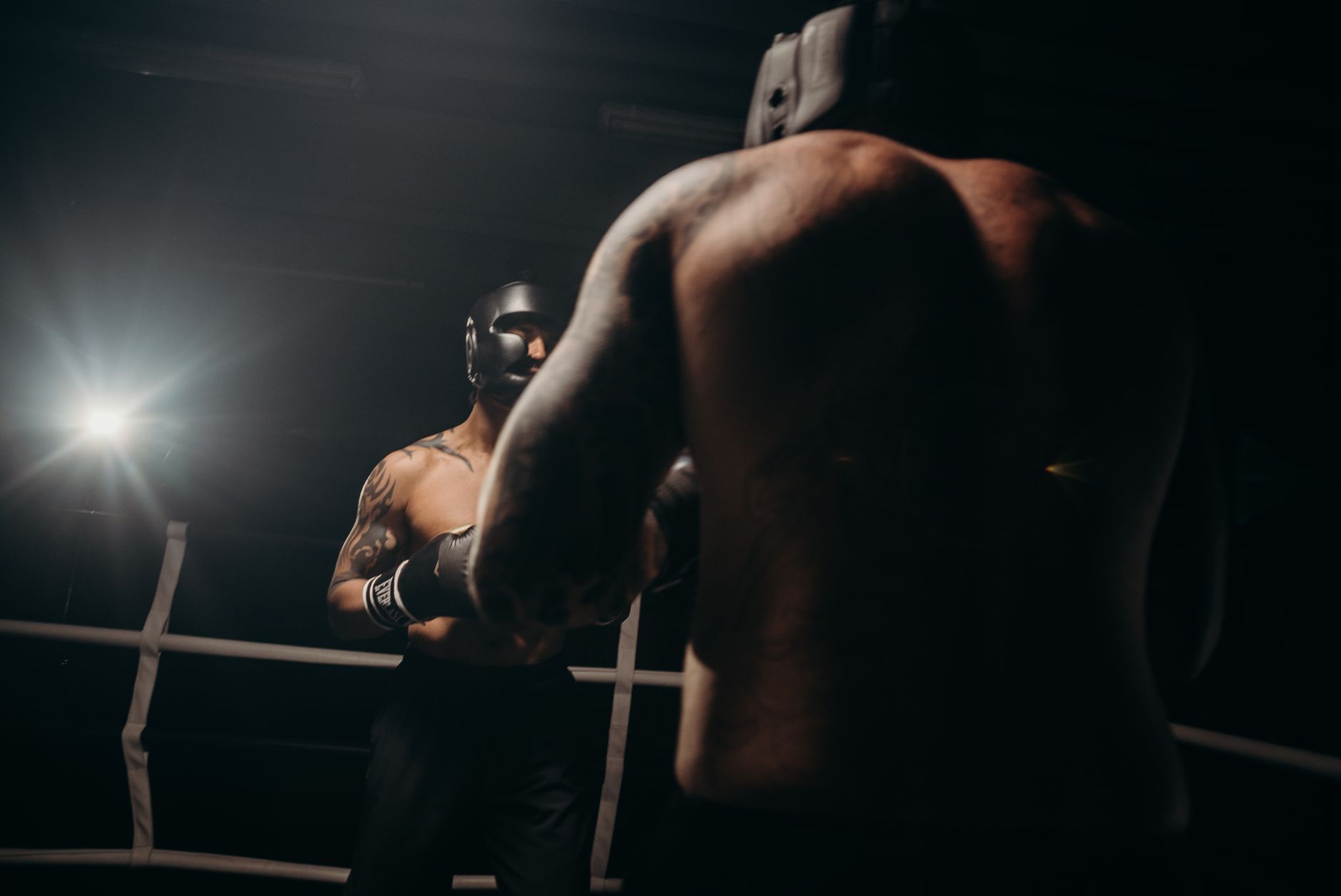 Comparatif casques et protections faciales pour le sparring